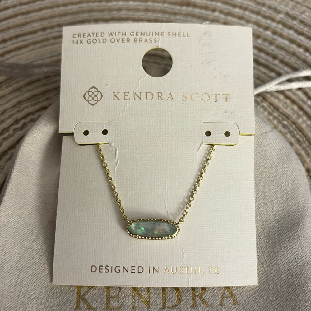 Kendra Scott Iridescent Petite Eva necklace in Gold New - Picture 5 of 7